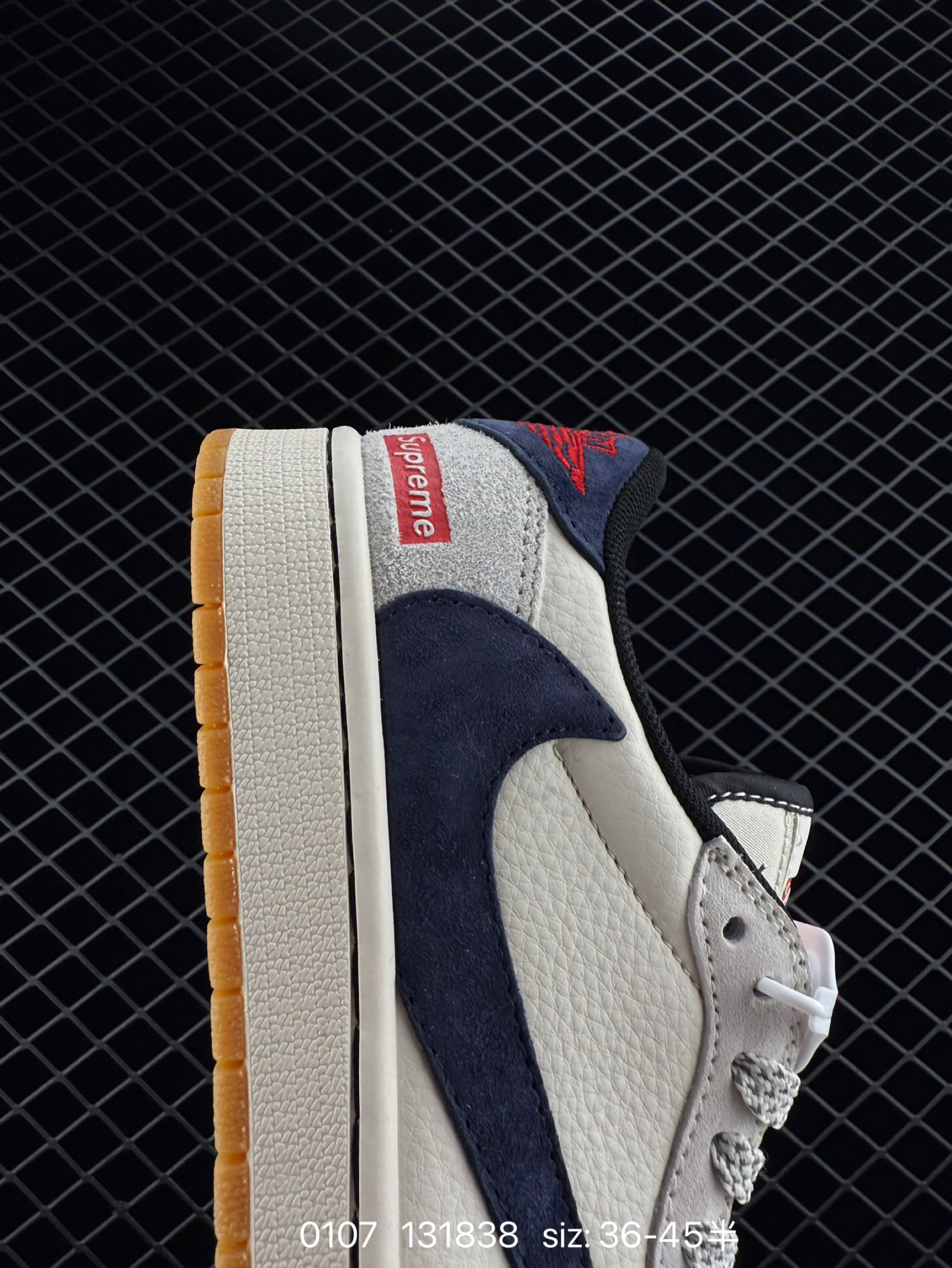 Travis Scott x Air Jordan 1 ” Reverse Mocha “